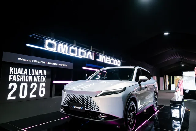 OMODA C7 PHEV at its Malaysia booking preview